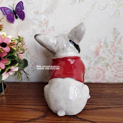 TƯỢNG CHÓ SỨ MẶC ÁO ĐỎ CHỮ LOVE